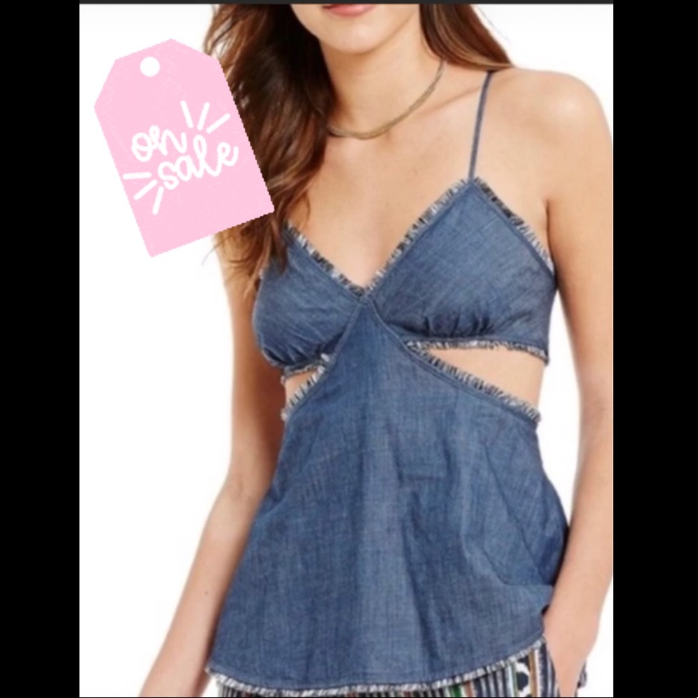 🦋NWT Chelsea & Violet Cut out Denim Top